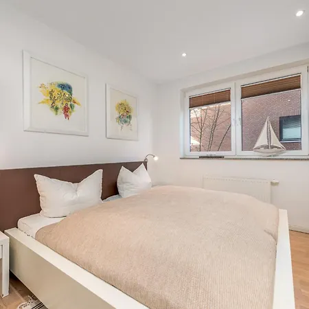 Oceanside アパート *